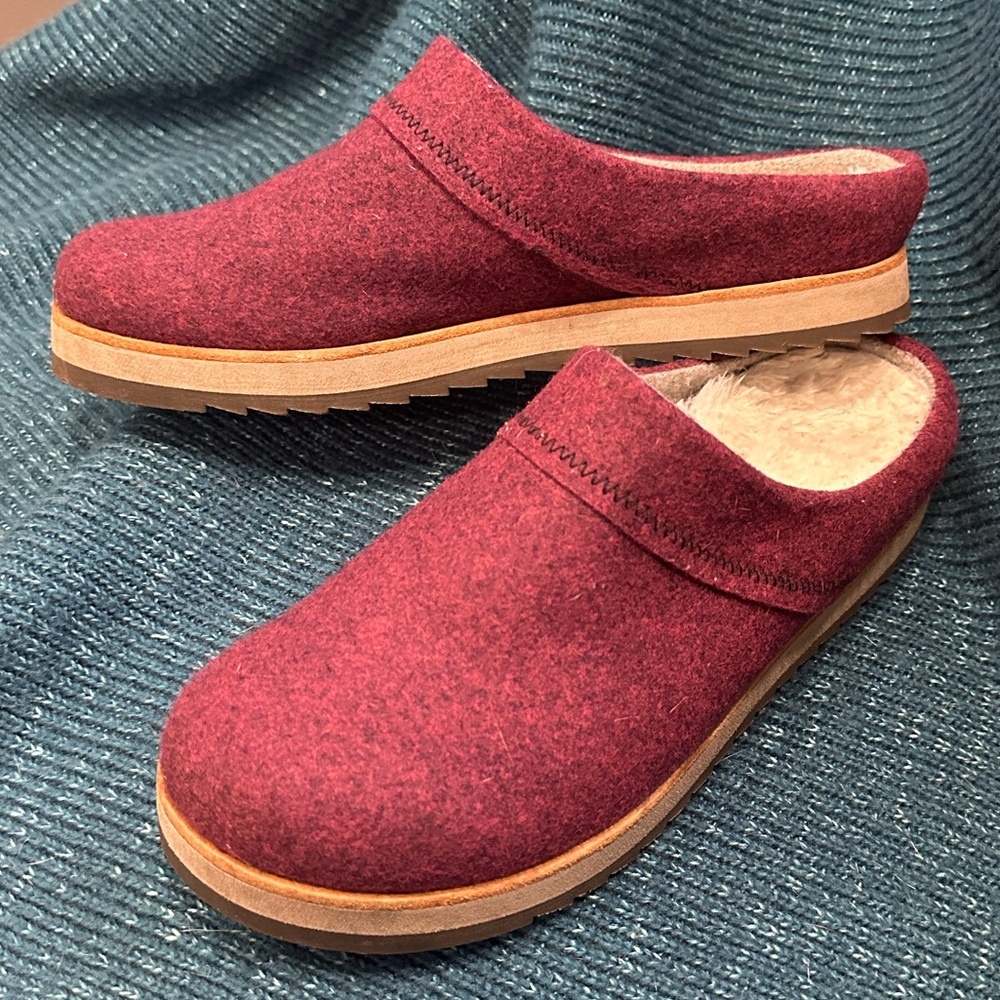 Women’s Merrell Juno Raspberry Wool Indoor/Outdoor Clog Slipper Size 10